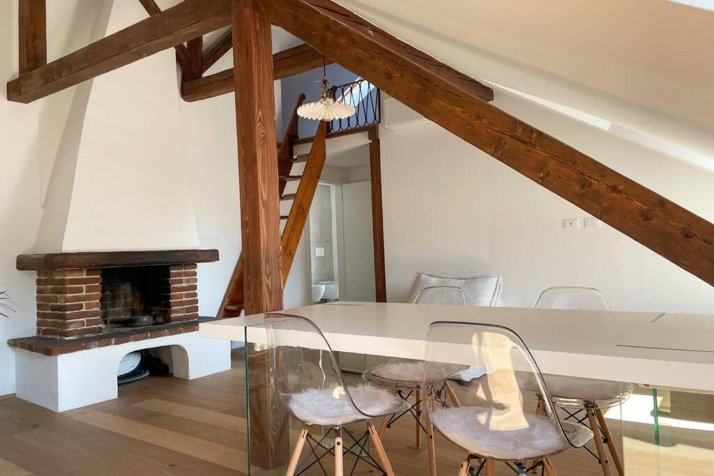 Design Apartment In The Heart Of Bolzano Dış mekan fotoğraf